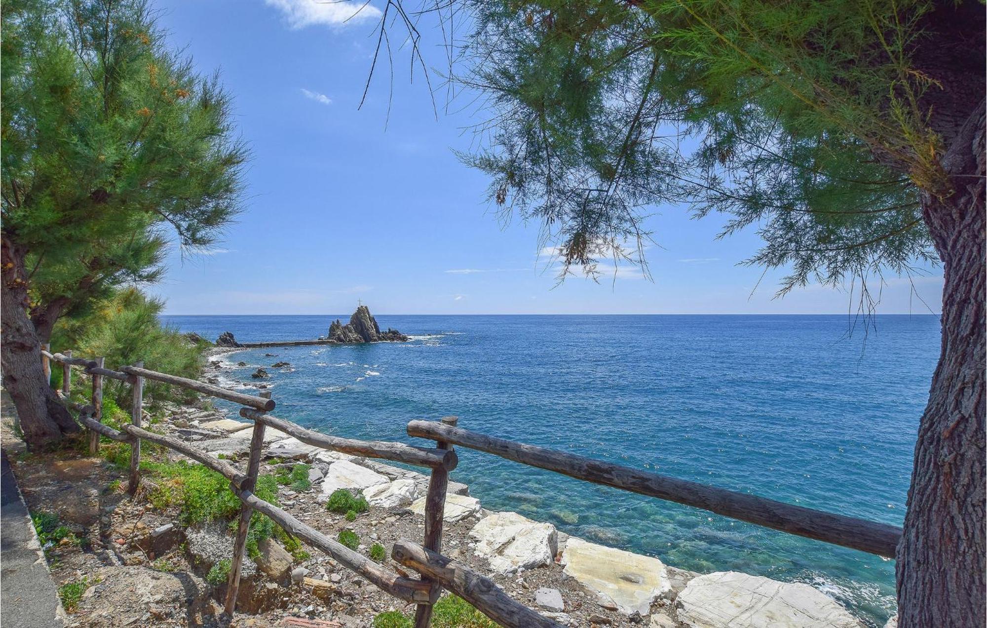 Nice Apartment In Moneglia With Kitchen Eksteriør bilde